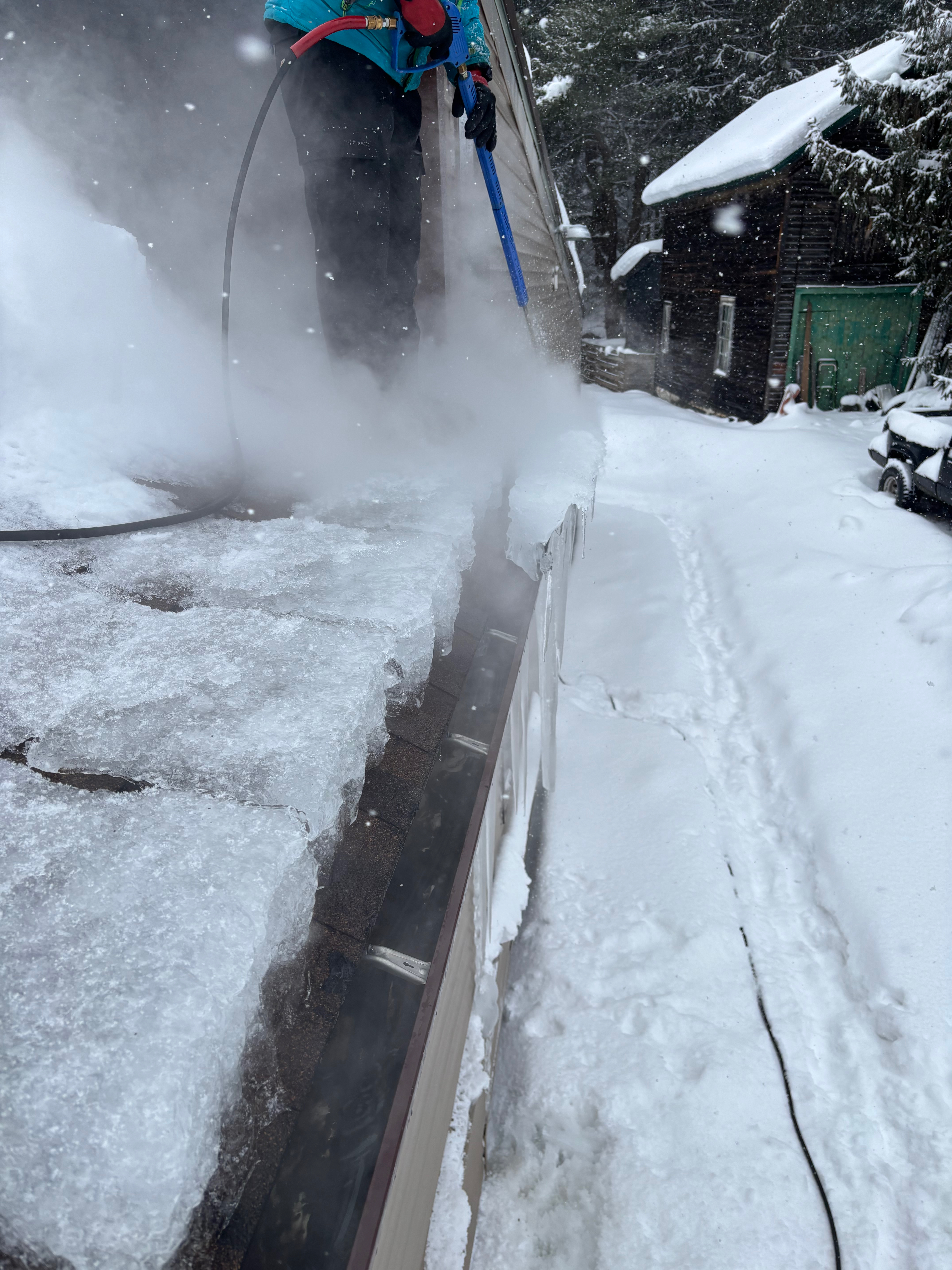 Clearing massive ice buildup